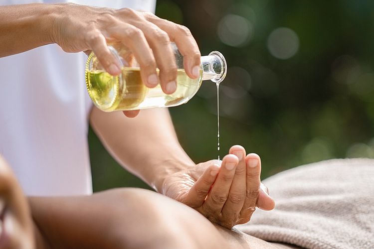 Oil Massage in AlRigga Deira